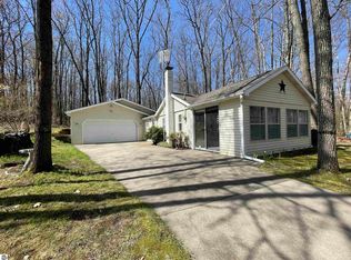 742 Bungo Lake Rd, Harrison, MI 48625