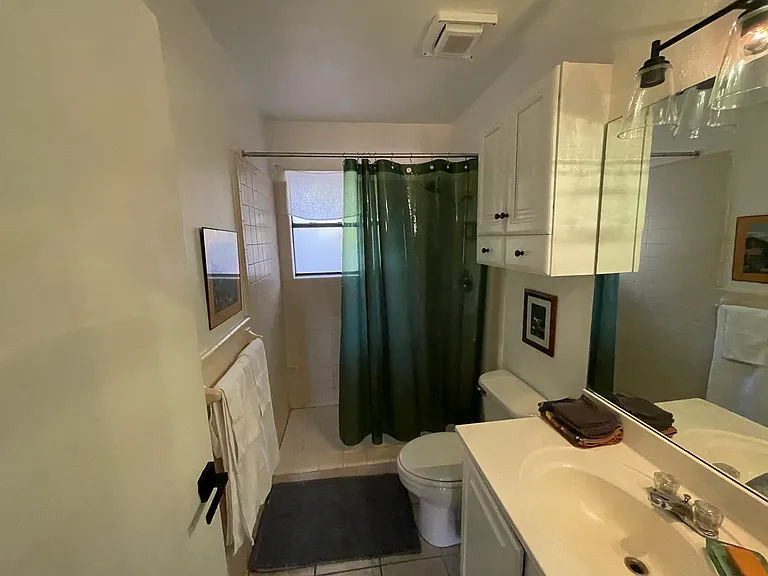 208 Hackberry St #A — Photo 5