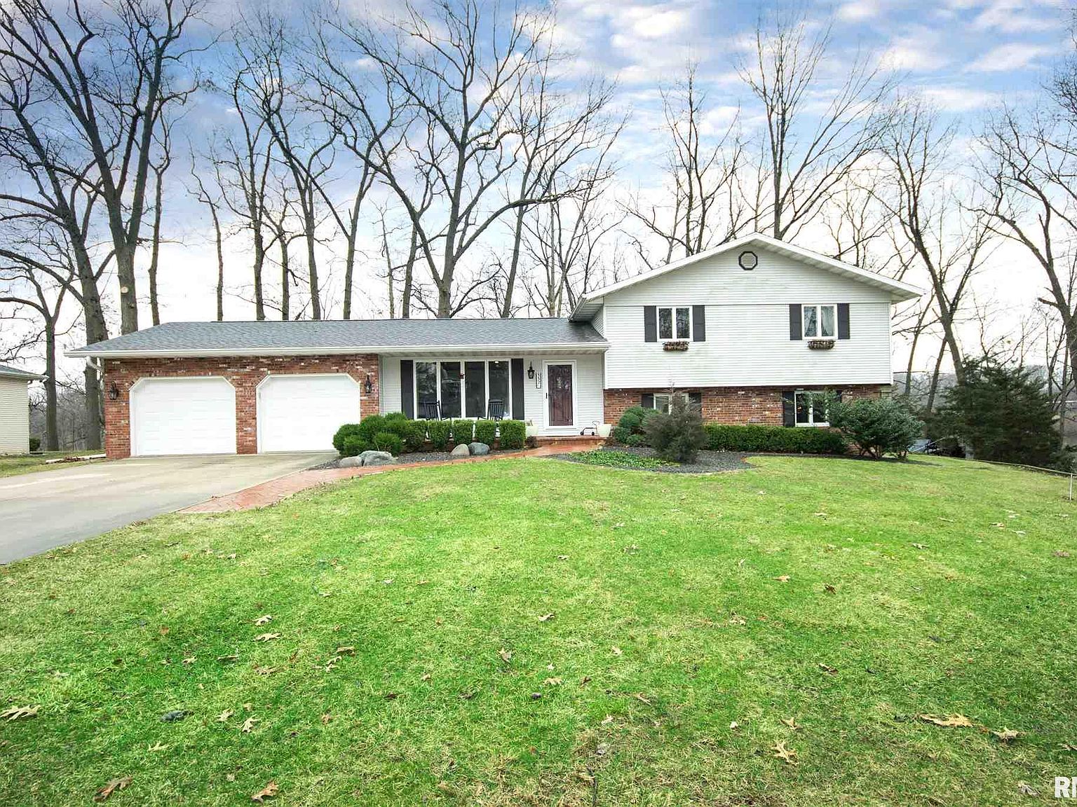 332 Northern Oaks Dr, Groveland, IL 61535 Zillow