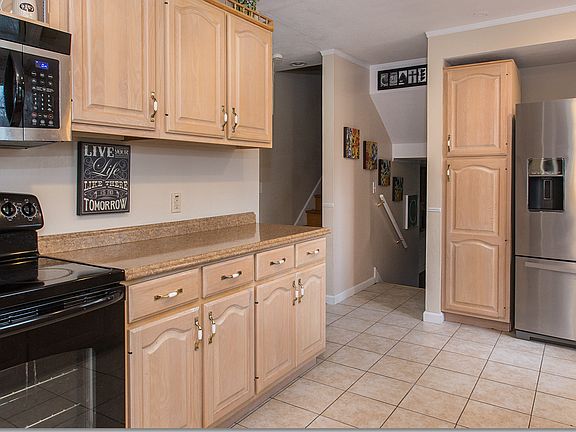 2nd image of 8587 Prescott Dr