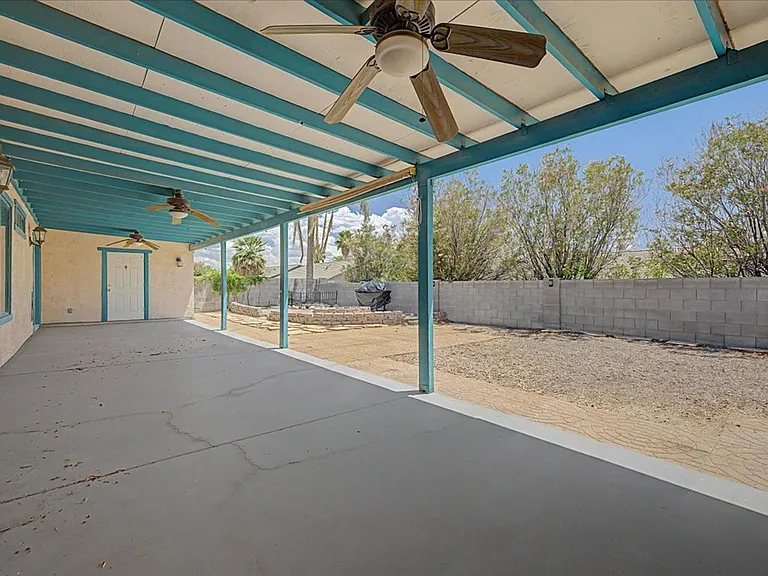 7992 S Lennox Ln — Photo 29