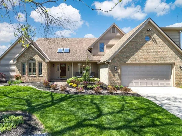 8875 Davington Dr, Dublin, OH 43017