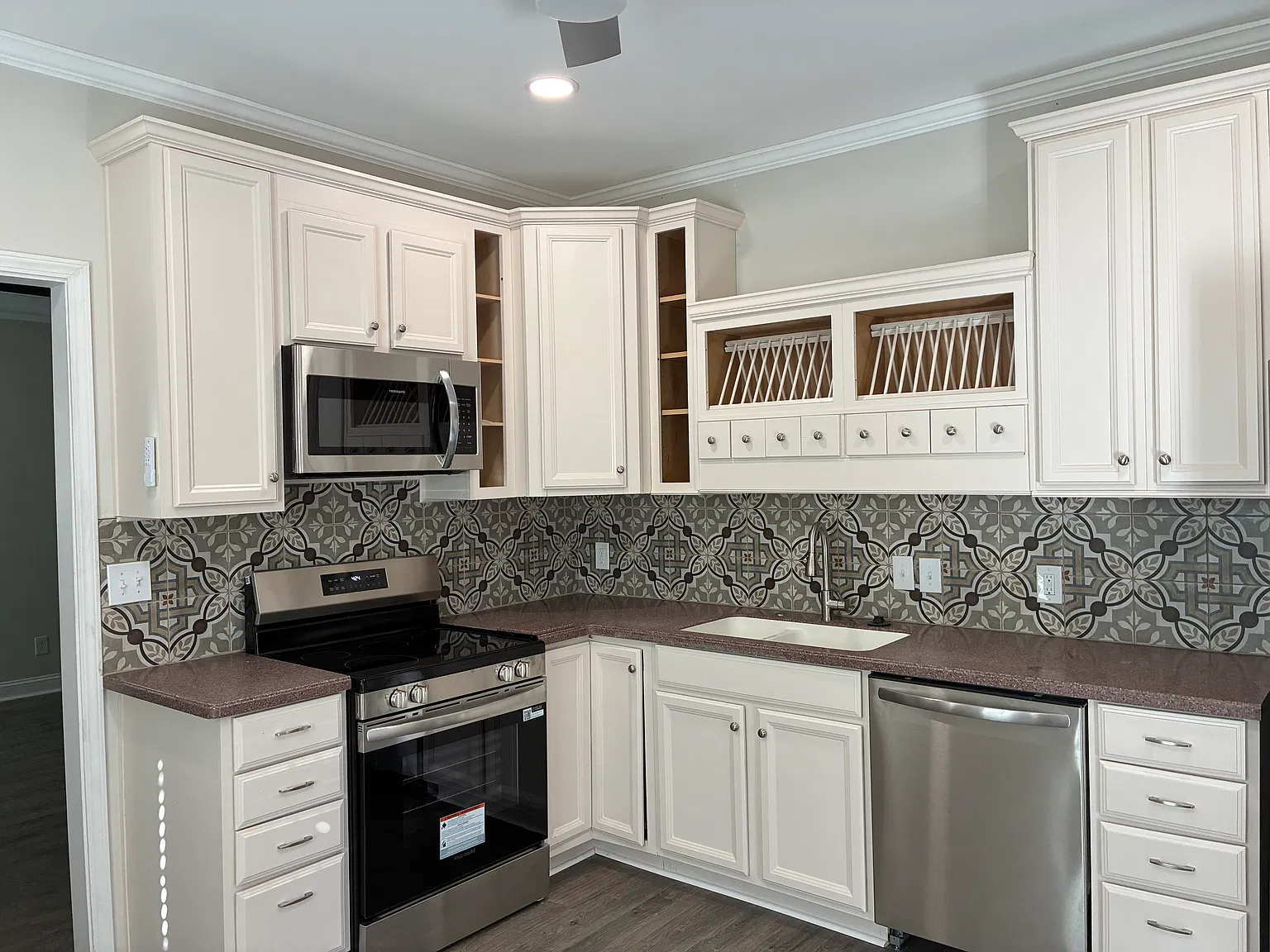 2 bed, 1183 sqft, $1,400 — Photo 3