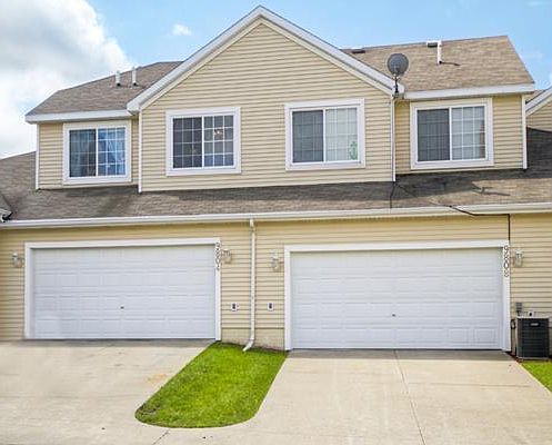 2nd image of 9804 Veridian Ln