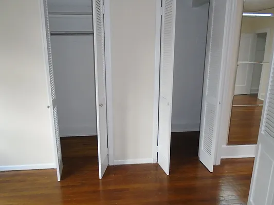 Rented by 18 REALTY | media 16