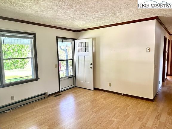4th image of 480 Rayfield Acres Drive