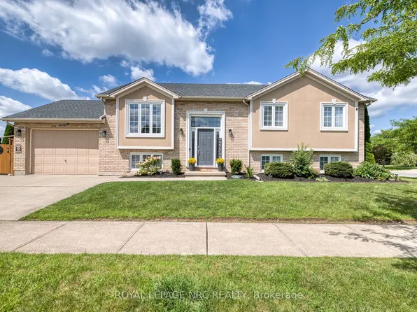 8093 Beaverton Blvd, Niagara Falls, ON L2H 3K5