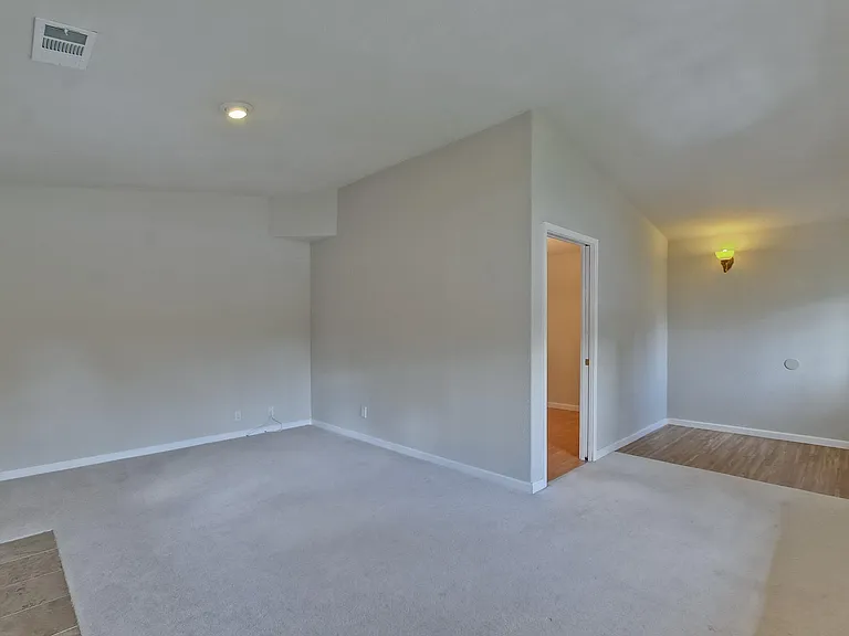 18701 Newsom Ave — Photo 6