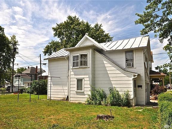4th image of 300 Gray Ave