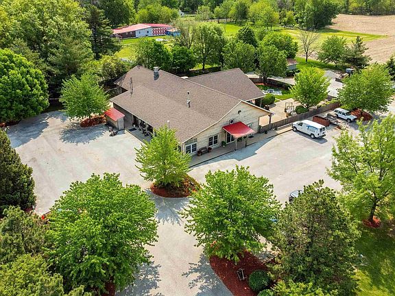 3rd image of 6605 W River Dr
