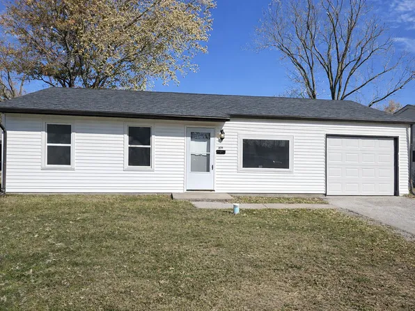 821 Saint Monica Dr, Cahokia, IL 62206