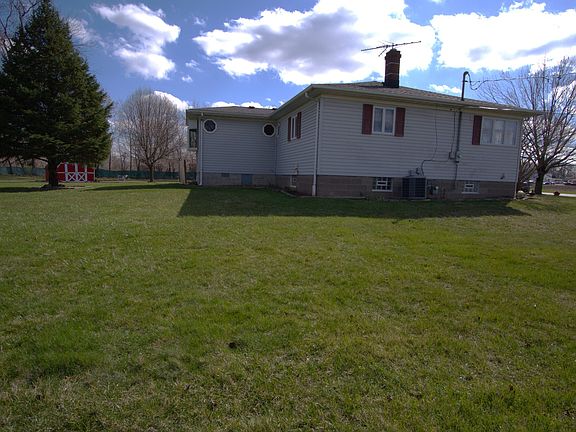 2nd image of 20781 Burnham Ave