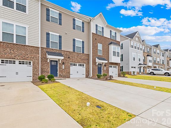 2nd image of 2620 Grantham Place Dr #42