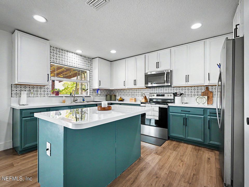 1st image of 4003 CEDAR BLUFF Lane