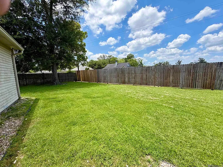 41188 Lakeway Cove Ave — Photo 14