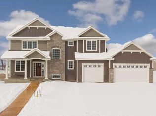 11802 Lever St NE, Blaine, MN 55449