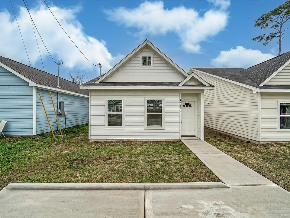 16888 Kempwood