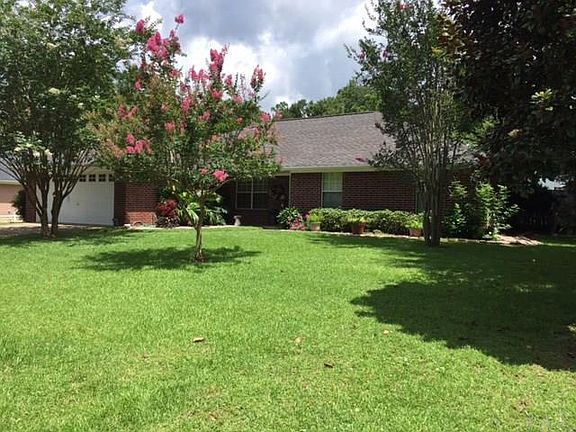 5th image of 2596 Southern Oaks Dr