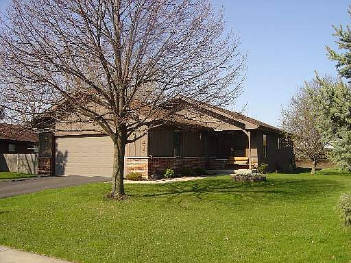 1st image of 413 Whispering Hills Dr
