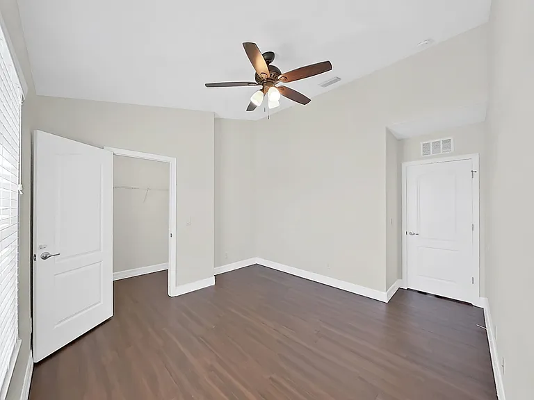 10615 Mistflower Ln — Photo 22