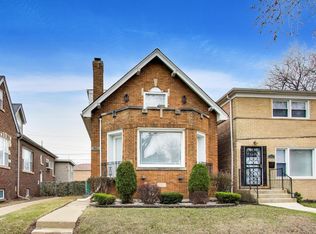 7955 S Blackstone Ave, Chicago, IL 60619