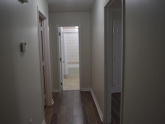 3rd image of 128 Eastwood Dr