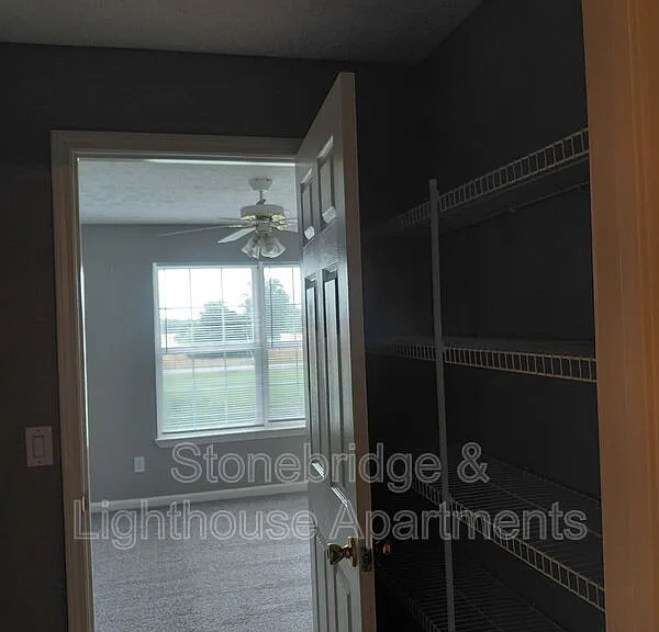 1215 Lighthouse Cv #18-W — Photo 5