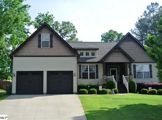221 Bayswater Ln, Greer, SC 29651