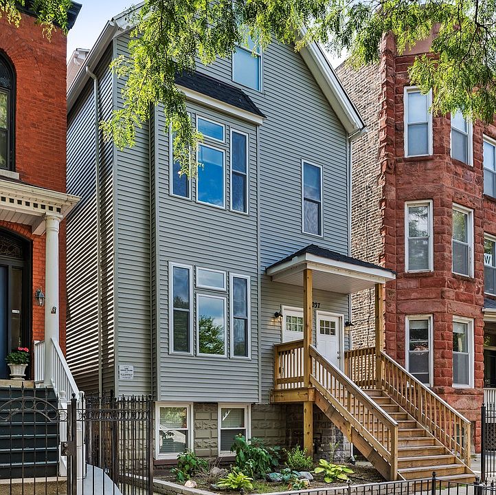 1st image of 1037 W Oakdale Ave #1