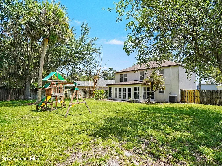 1640 Vista Lake Cir — Photo 3