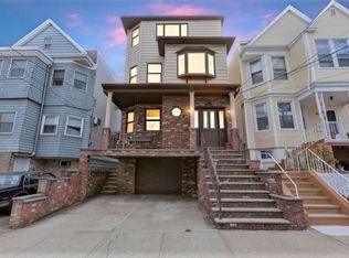86 W 53rd St, Bayonne, NJ 07002
