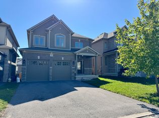 9 Savanna Ct, Whitby, ON L1R 0N4