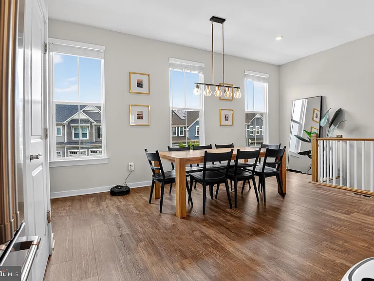 17926 Woods Overlook Dr — Photo 10