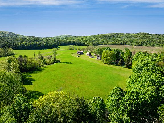 3rd image of 33 County Home Way