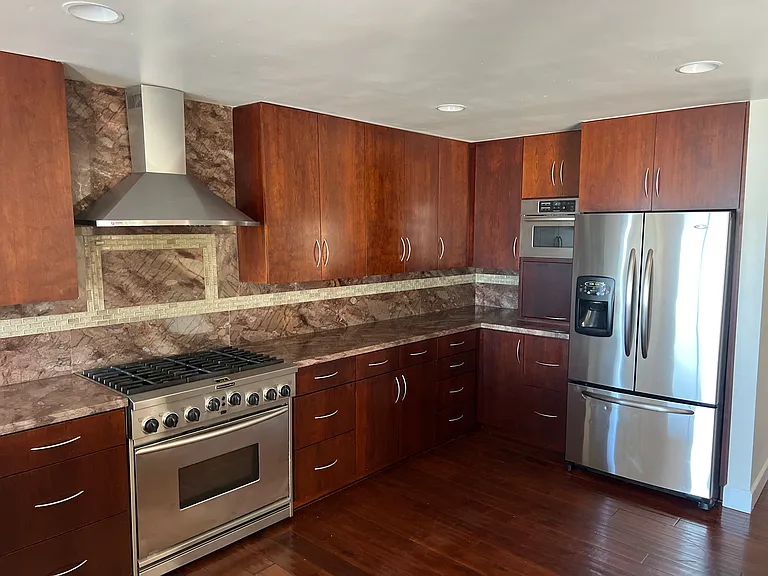 7800 Sierra Dr — Photo 41