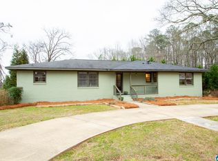 101 Dew Dr, Trussville, AL 35173