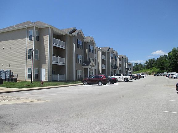 3rd image of 19 Kassebaum Ln
