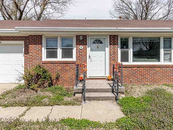 4th image of 234 Virginia Ave