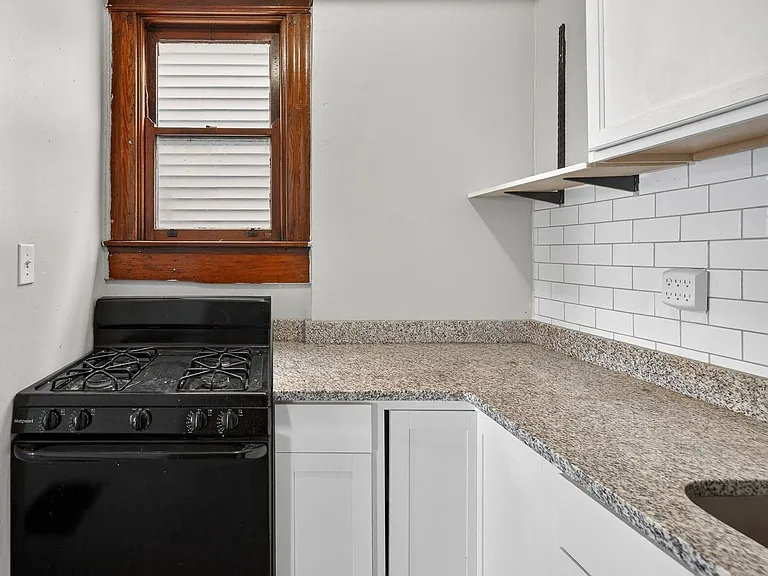 2339 Rohs St #1F — Photo 8