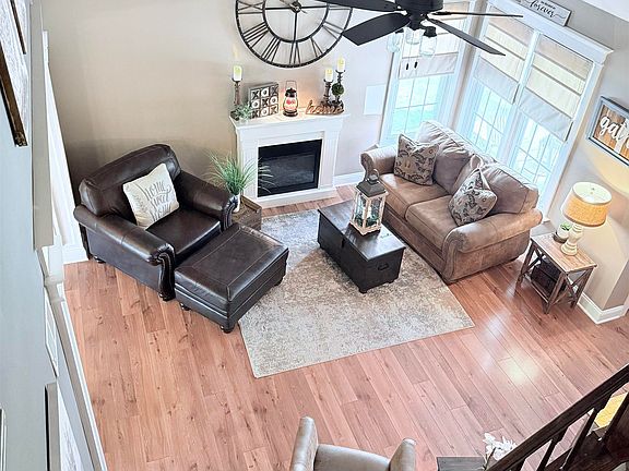 4th image of 725 Whalers Cove Ct