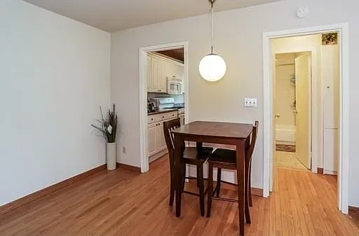 1 bed, 1.0 bath, 589 sqft, $2,450 — Photo 4