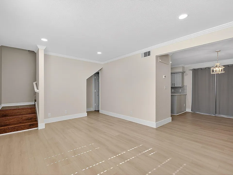 1221 Cedar Post Ln #4D