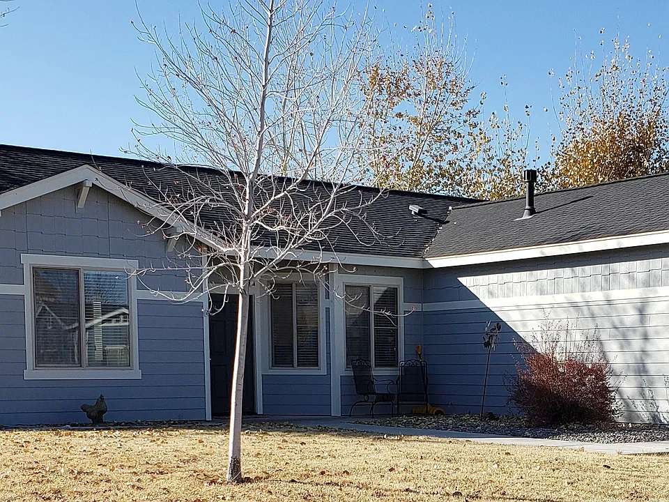170 Pebble Dr