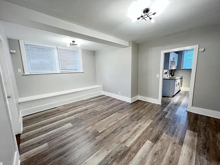 11829 Clifton Blvd #7 — Photo 9