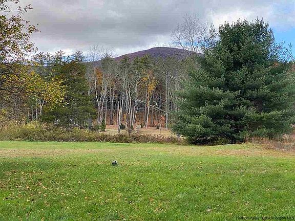 2nd image of 1276 State Route 212