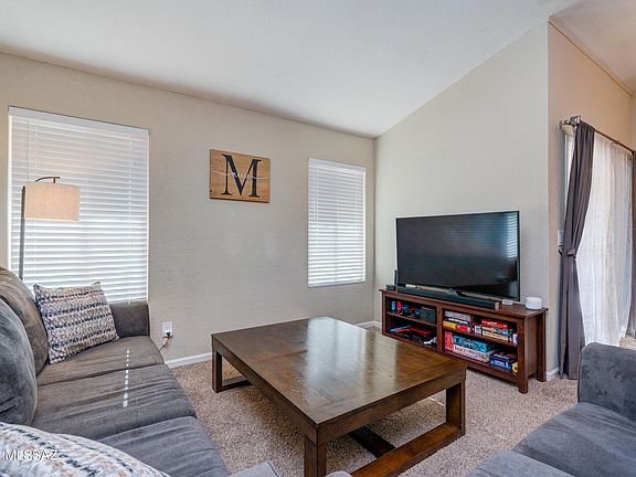 5th image of 3117 W Coriander Dr