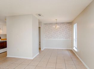 1754 Cedar Lake Dr APT B, Baton Rouge, LA 70808