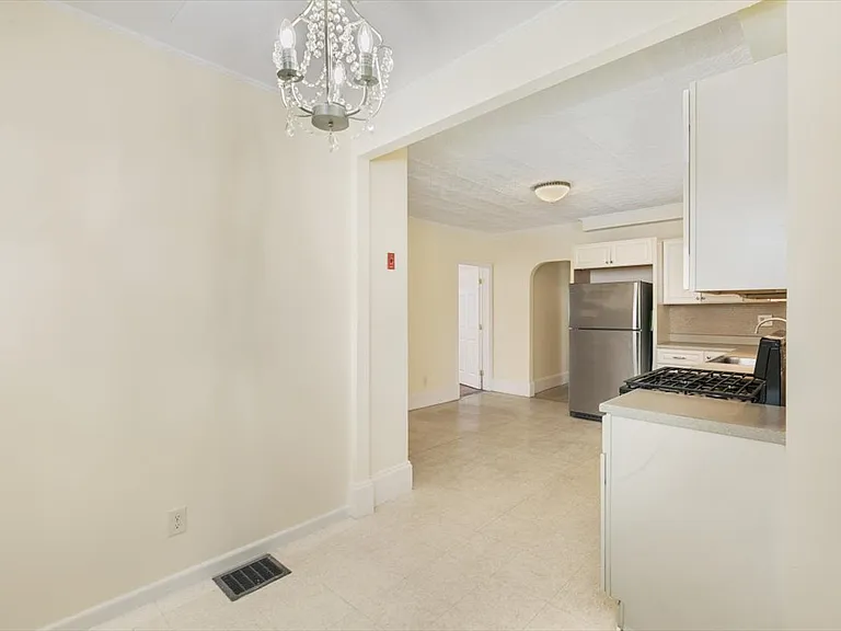 335 Salem St #2 — Photo 7