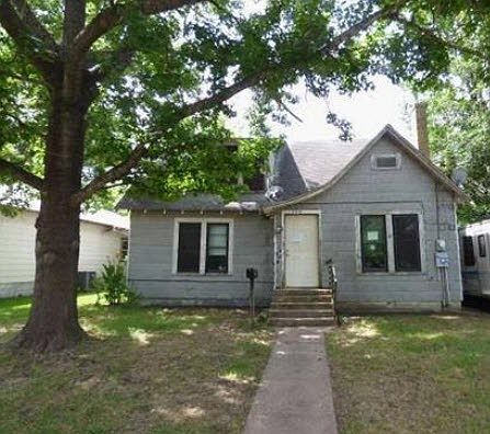 1st image of 704 Pine St