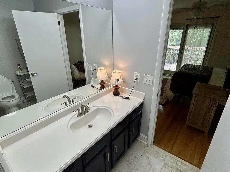 330 Chimney Hl — Photo 9